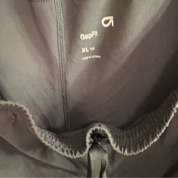 TALL GAP Fit Women's Black Lightweight Athletic Pants XL tall - Picture 6 of 7